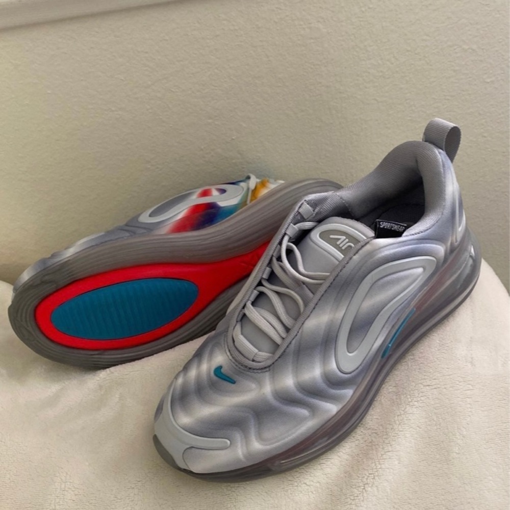 Nike Air Max 720 Shoes